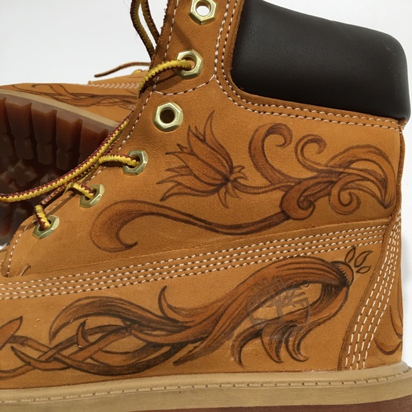 CUSTOM HAND PAINTED TIMBERLAND NUBUK BOOTS -YOUTH US 3.5 -FITS WOMEN US 5.5 - Picture 13 of 13